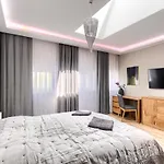 Toress Deptak Apartamento Estetino
