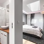 Toress Deptak Apartamento *
