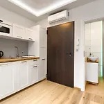 Toress Deptak Apartamento Estetino