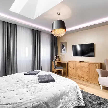 Toress Deptak Apartman