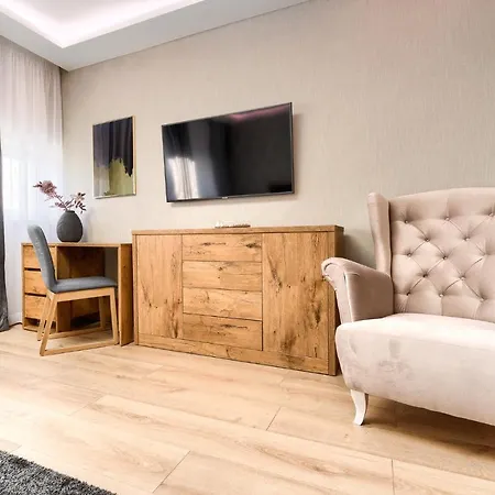 Apartment Toress Deptak *